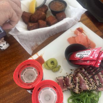 Dockside Bar and Grill - tuna tataki - Bars Near Me - Marathon, Florida