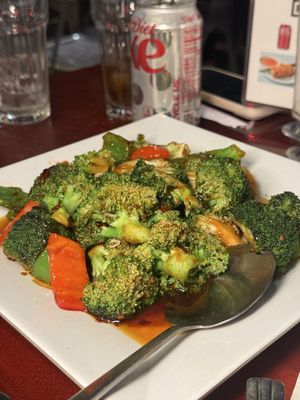 Ollie’s Chinese Noodle Shop & Grill (成都印象) by null