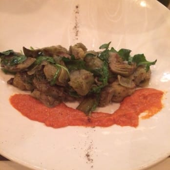 Miño - Appetizer with artichokes - Seafood Near Me - Barcelona, B