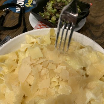 Barnwood - Manteca - Creamy pasta with asparagus and mushrooms on the side - Barbeque Near Me - Manteca, California Barnwood - Manteca - Creamy pasta with asparagus and mushrooms on the side - Barbeque Near Me - Manteca, California