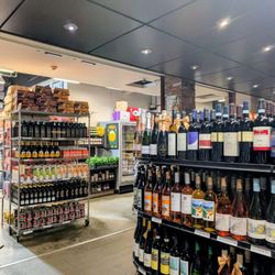 La Bottega Nicastro Fine Food Shop - We had such a nice time here at a private event with antipasti and wine tasting. Wonderful Sommalier.