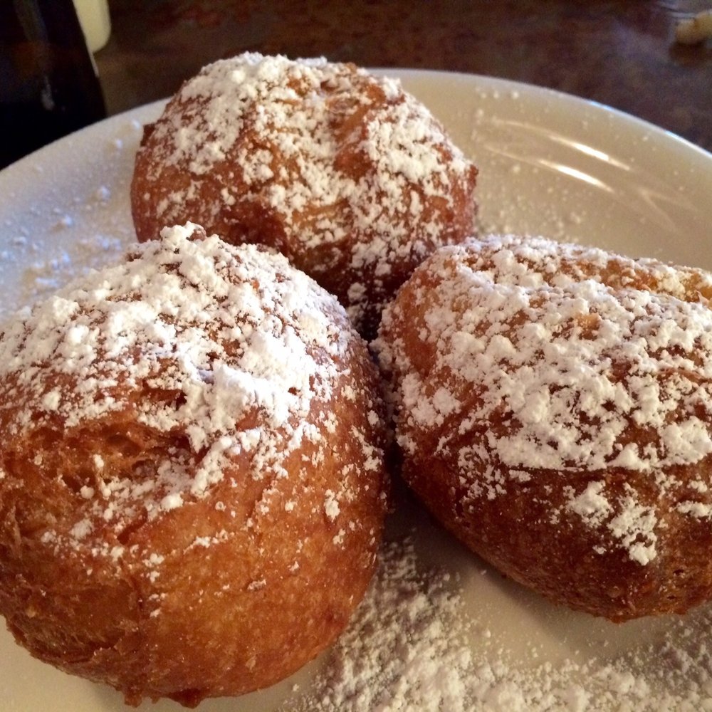 Huckleberry's - Beignets, 1 order - Breakfast & Brunch Near Me - Fairfield, California Huckleberry's - Beignets, 1 order - Breakfast & Brunch Near Me - Fairfield, California