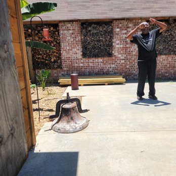 Alabama Rib Shack - If you hear the bell the food is ready - Barbeque Near Me - Gainesville, Alabama