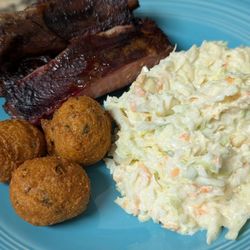 Buddy's Bar-B-Q - Sevierville - Ribs, hush puppies and coleslaw. To go