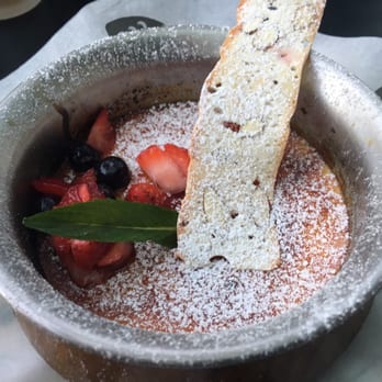 Criniti's - Darling Harbour - Creme brûlée. - Italian Near Me - Sydney, NSW Criniti's - Darling Harbour - Creme brûlée. - Italian Near Me - Sydney, NSW