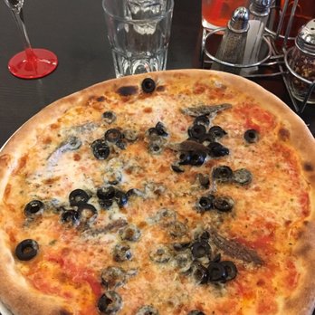 La Pizzeria - Romana - black olives and anchovies - Pizza Near Me - Campbell, California La Pizzeria - Romana - black olives and anchovies - Pizza Near Me - Campbell, California