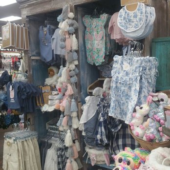 Buc-ee's - Kids Clothes - Gas Stations Near Me - Denton, Texas
