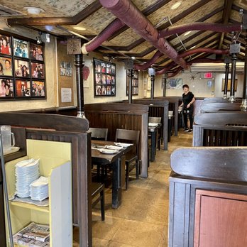 Seoul Garden Yakiniku - inside the restaurant - Korean Near Me - Honolulu, Hawaii Seoul Garden Yakiniku - inside the restaurant - Korean Near Me - Honolulu, Hawaii