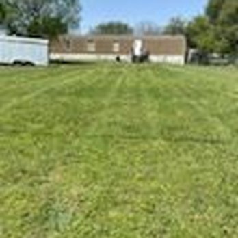 Four Seasons Precision Lawn Care - Beautiful picture of my back yard ! Well done david - Lawn Services Near Me - Seguin, Texas Four Seasons Precision Lawn Care - Beautiful picture of my back yard ! Well done david - Lawn Services Near Me - Seguin, Texas