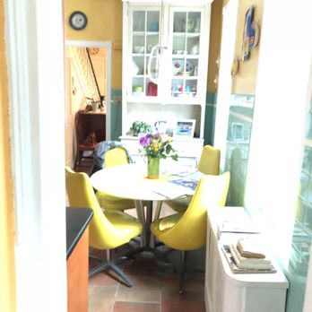 Tara Management Services - Sunny -European kitchen - Property Management Near Me - Philadelphia, Pennsylvania Tara Management Services - Sunny -European kitchen - Property Management Near Me - Philadelphia, Pennsylvania