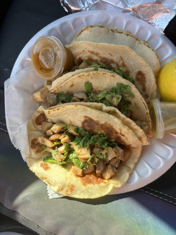 Food from Taco’s California SC