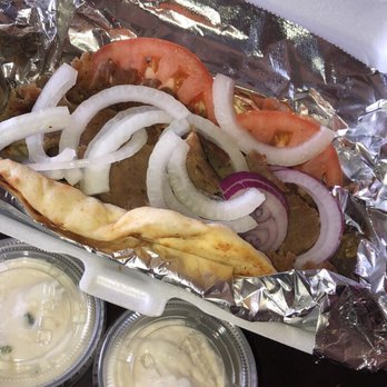 Gyro Grill - Gyro 1/2 Lb of Gyro Meat With Pita Bread and One Sauce - Greek Near Me - Kenosha, Wisconsin