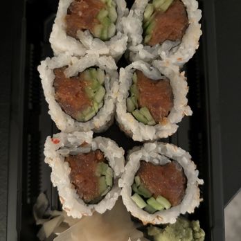 Basa Seafood Express - Spicy Tuna Roll - Seafood Near Me - San Francisco, California Basa Seafood Express - Spicy Tuna Roll - Seafood Near Me - San Francisco, California