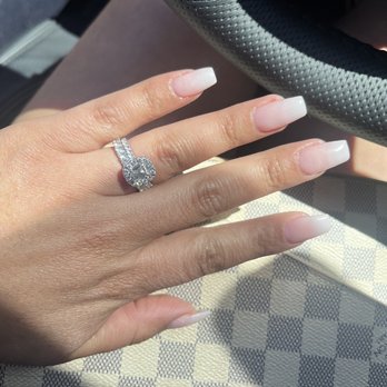 Green Ivy Nails & Spa - Ombré by Dacey - Nail Salons Near Me - Temecula, California