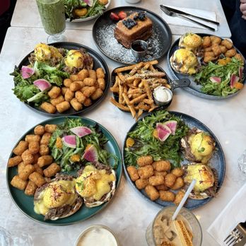 15th Ave Cafe & Bistro - Beef egg Benedict, duck slow cooked Benedict, truffle fries and French toast - Cafes Near Me - Markham, Ontario