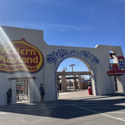 Western Playland - Entrance