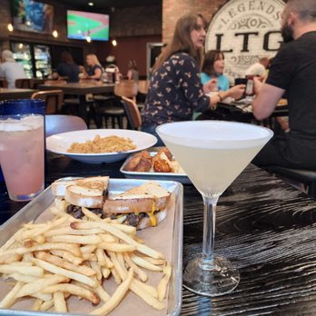 Legends Tavern & Grille - Sports Bars Near Me - Plantation, Florida