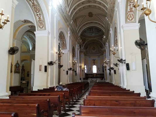 Catedral Basilica Menor de San Juan Bautista by null