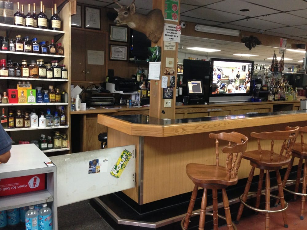 RIVER DRIVE BAR & LIQUORS Updated August 2024 85 River Dr, Garfield