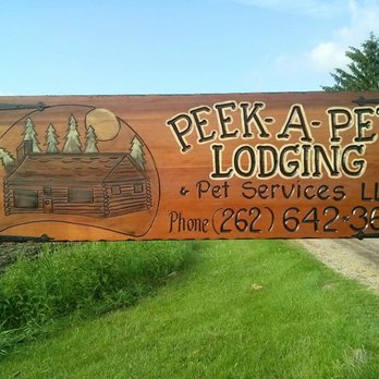 Peek-A-Pet Lodging - Pet Boarding Near Me - East Troy, Wisconsin Peek-A-Pet Lodging - Pet Boarding Near Me - East Troy, Wisconsin
