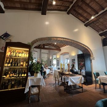 Il Celliere - Dining room - Tuscan Near Me - Castagnoli, SI