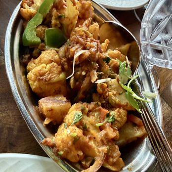 Royal Taj - Aloo gobhi - Indian Near Me - Columbia, Maryland