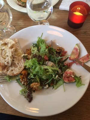 Tre Brør Kaffi & Vin by null