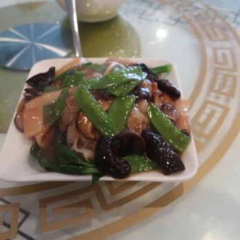 Wentworth Seafood House - Mixed mushroom rice noodles. - Bubble Tea Near Me - Chicago, Illinois