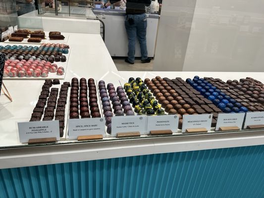 Exquisito Chocolates by null