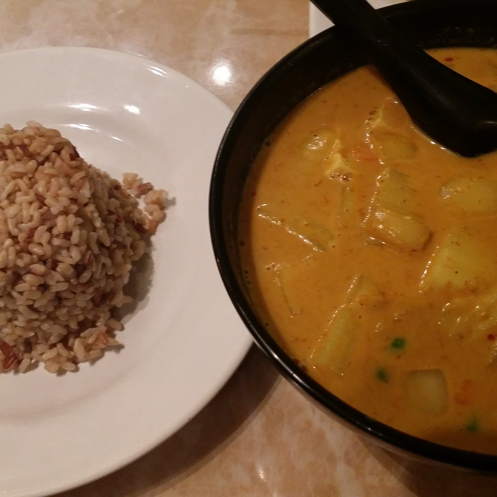 My Vegan - Yellow curry. Has potatoes,onions, peas, and carrots. Yummy. - Thai Near Me - Pasadena, California