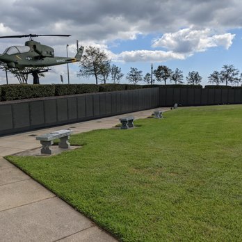 Veterans Memorial Park - The Wall South - Parks Near Me - Pensacola, Florida
