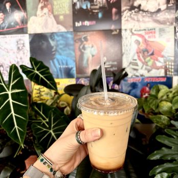 Caffe Hub - Cafes Near Me - Los Angeles, California