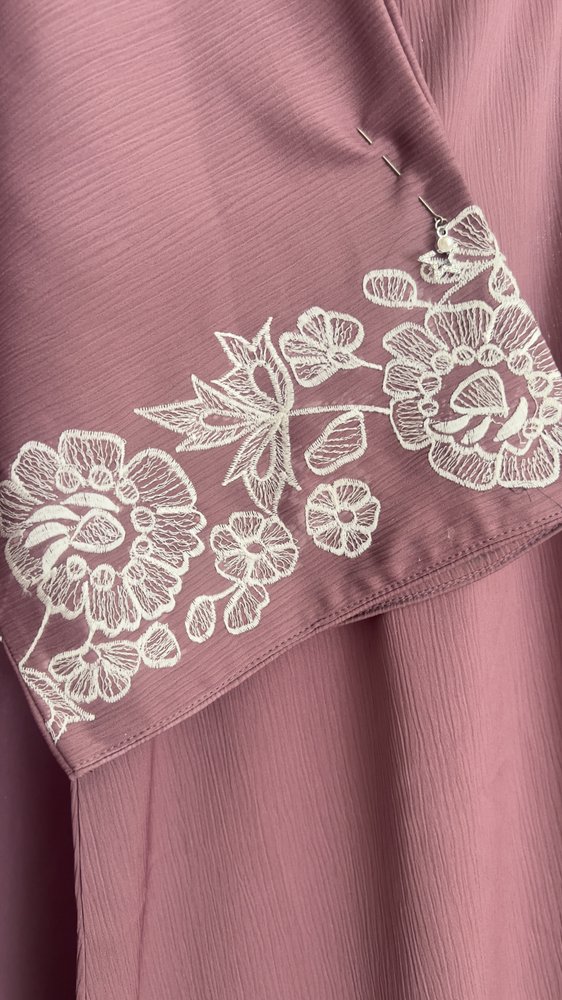 Central Jersey Abaya and Dresses Logo