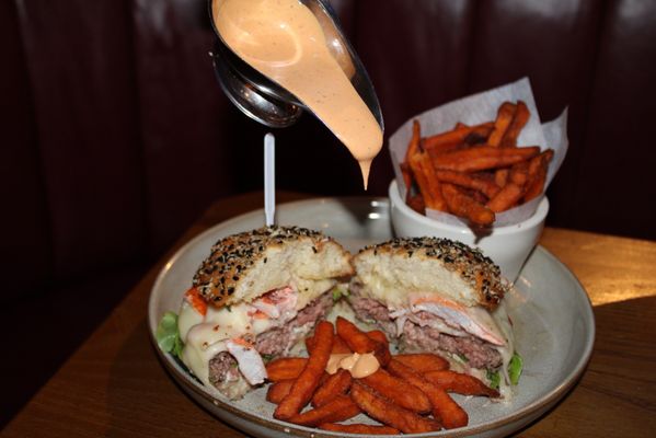 Burger & Lobster Bryant Park by null