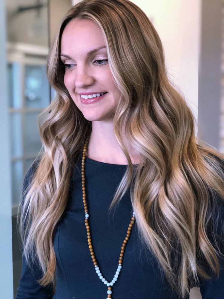 Yours Salon and Extensions By Mariah Logo