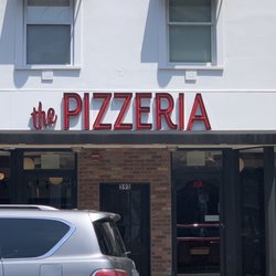 Front of pizzeria