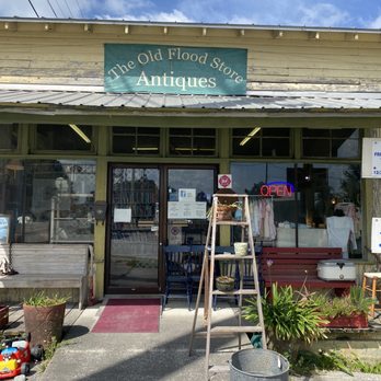 The Old Flood Store - Antiques Near Me - Yulee, Florida