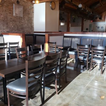 Pond  - Dining area - New American Near Me - Warner Robins, Georgia
