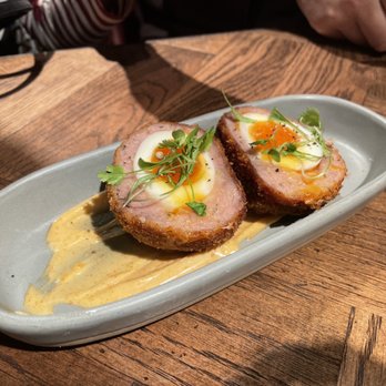 The Ganton Arms - Scottish Egg! - British Near Me - London, XGL