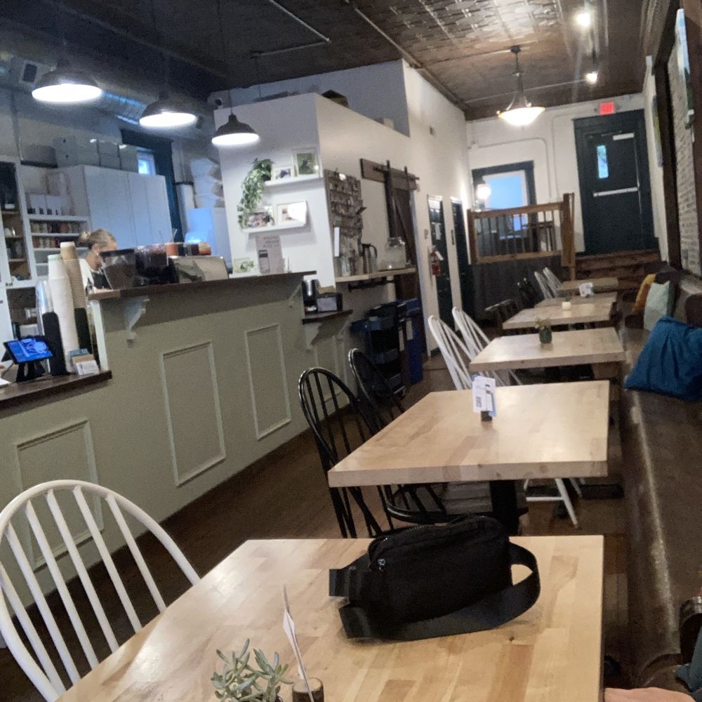 Zeb's Coffeehouse - Lots of seating - Coffee & Tea Near Me - Eudora, Kansas Zeb's Coffeehouse - Lots of seating - Coffee & Tea Near Me - Eudora, Kansas