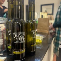 Old Metairie Olive Oils and Vinegars
