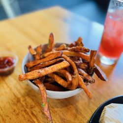 Roam Artisan Burgers - Sweet potato fries