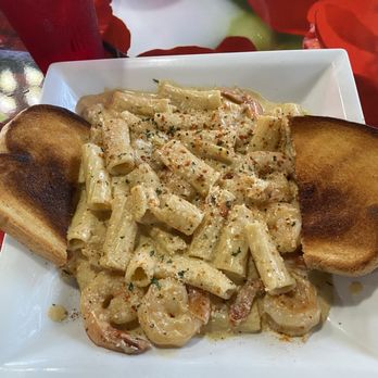 Zhay's  - American Near Me - Lincolnton, North Carolina