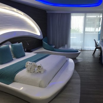 The Carmen Hotel - Hotels Near Me - Playa del Carmen, ROO