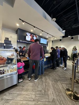 Saint Honoré Doughnuts & Beignets by null