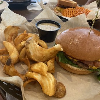 Cin Cin Burger BAR - Create a burger - Burgers Near Me - Winston-Salem, North Carolina