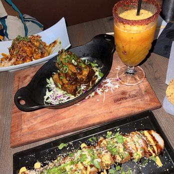 Barra Azul - @Guamuchilito @Mango Habanero Ribs @Camarones Roca Y en La foto  sale el Fuego Roll y el aguachile rojo - Sushi Bars Near Me - Perris, California
