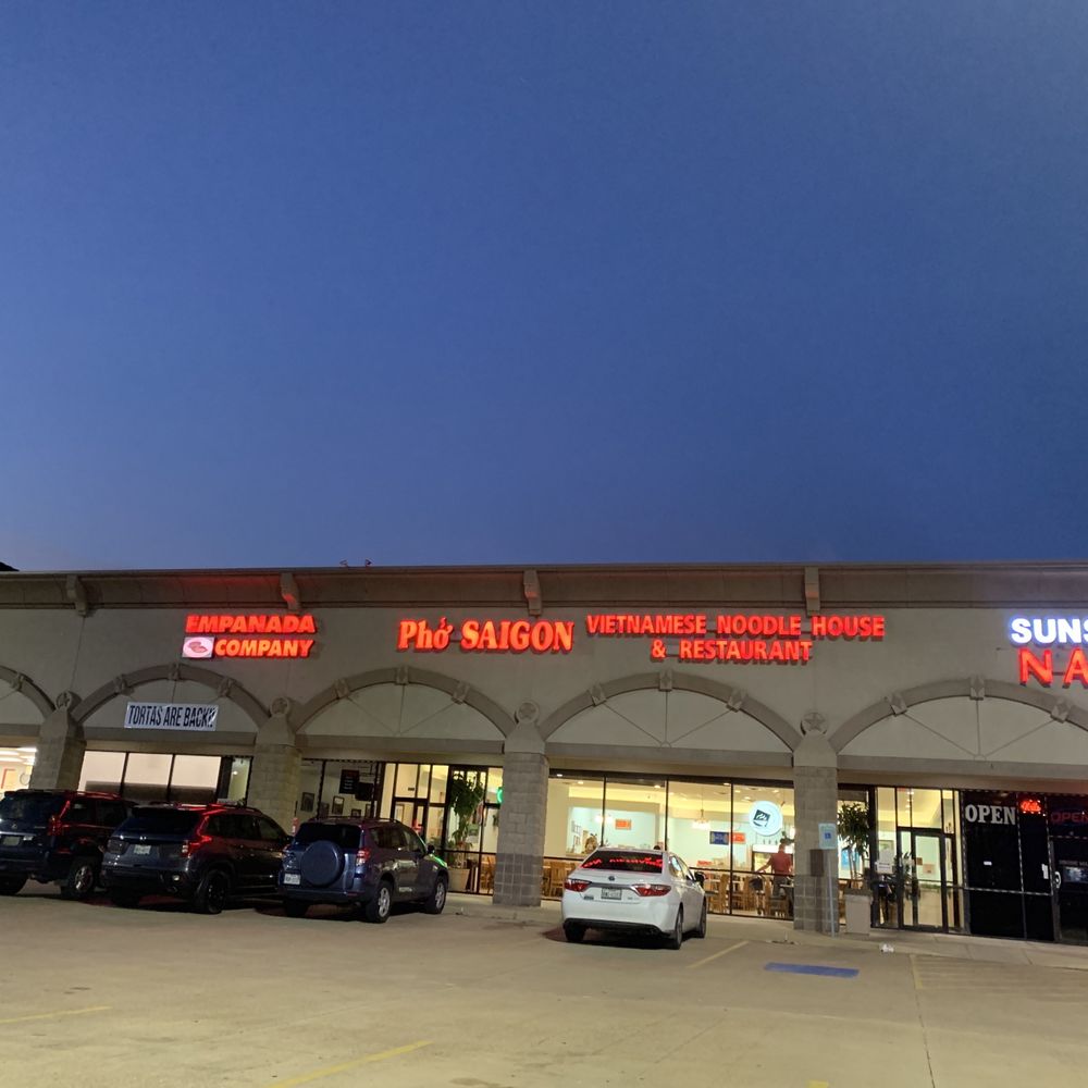 Pho Saigon - the outside of a chinese restaurant - Vietnamese Near Me - Houston, Texas