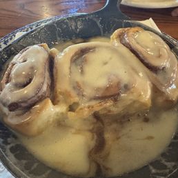 Cinnamon roll skillet Cinnamon roll skillet