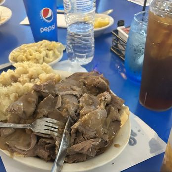 Castaway Cafe - Open Faced Roast Beef Sandwich and Mashed Potatoes - New American Near Me - Villas, New Jersey Castaway Cafe - Open Faced Roast Beef Sandwich and Mashed Potatoes - New American Near Me - Villas, New Jersey